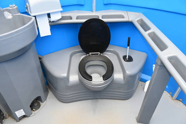 Best Porta potty delivery and setup  in Surf City, NC